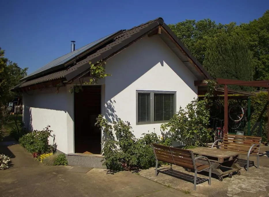 Saunahaus Mit Swimmingpool In Berlin location